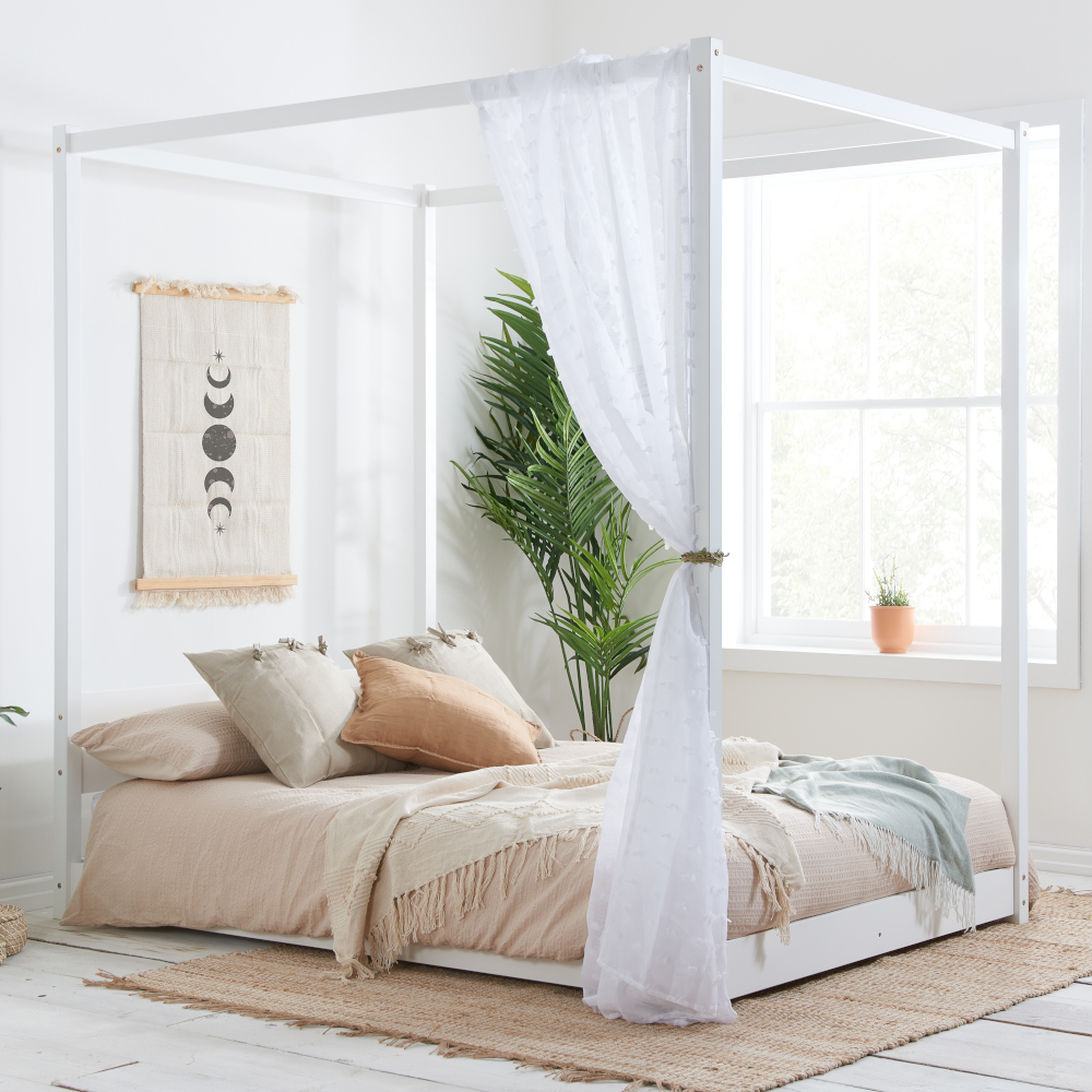 Darwin 4 Poster Bed White King (150 x 200cm)