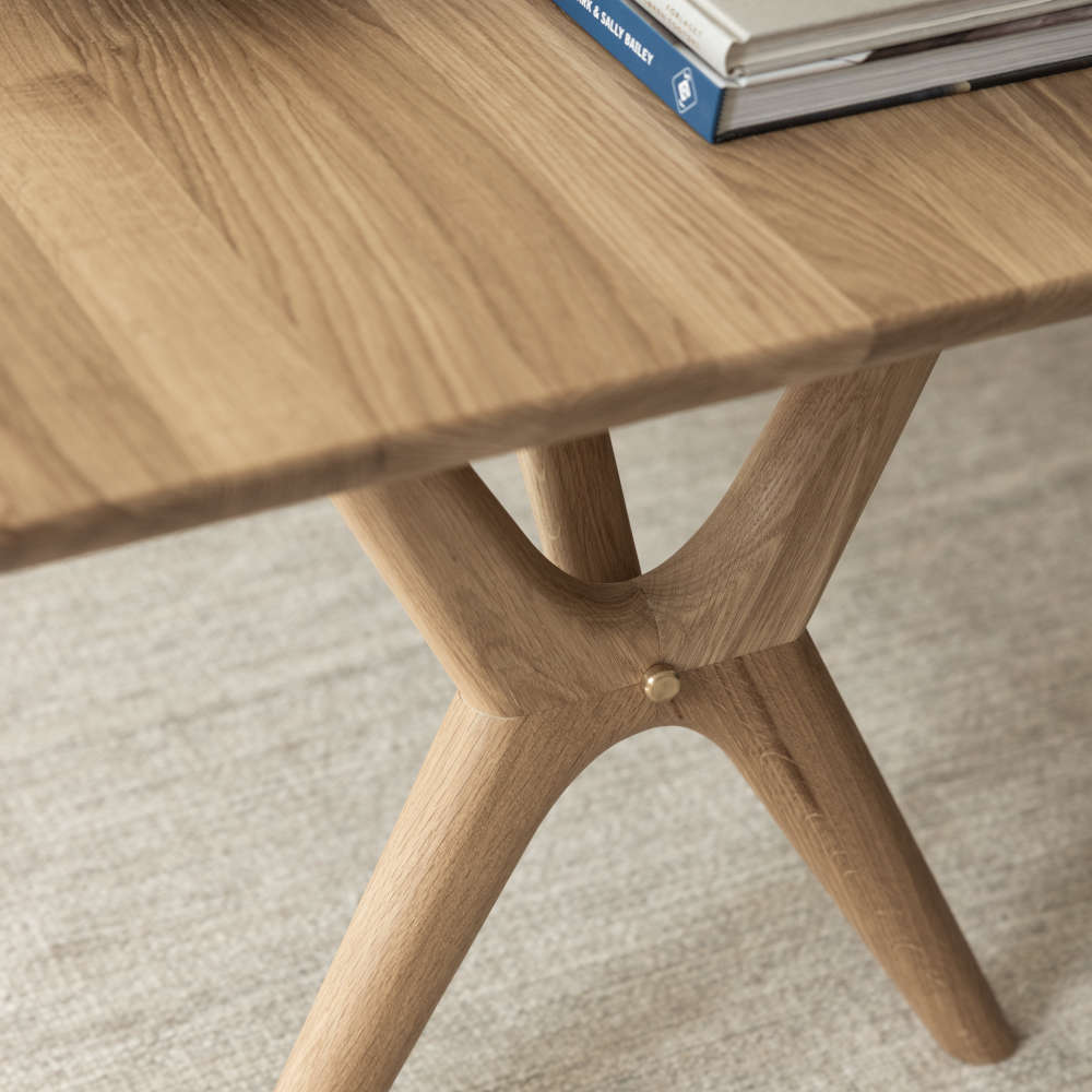 KK/AMELIA_coffee_table_oak_C4_002.jpg