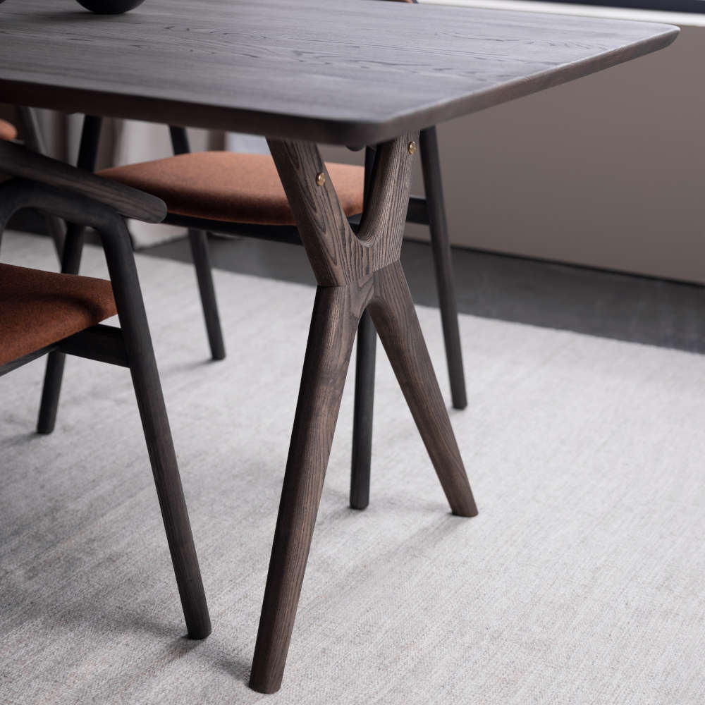 KK/AMELIA_dining_table_220x100cm_ash_C11_002.jpg