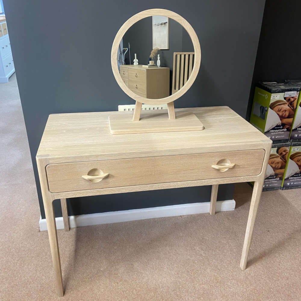 Jago Dressing Table And Mirror